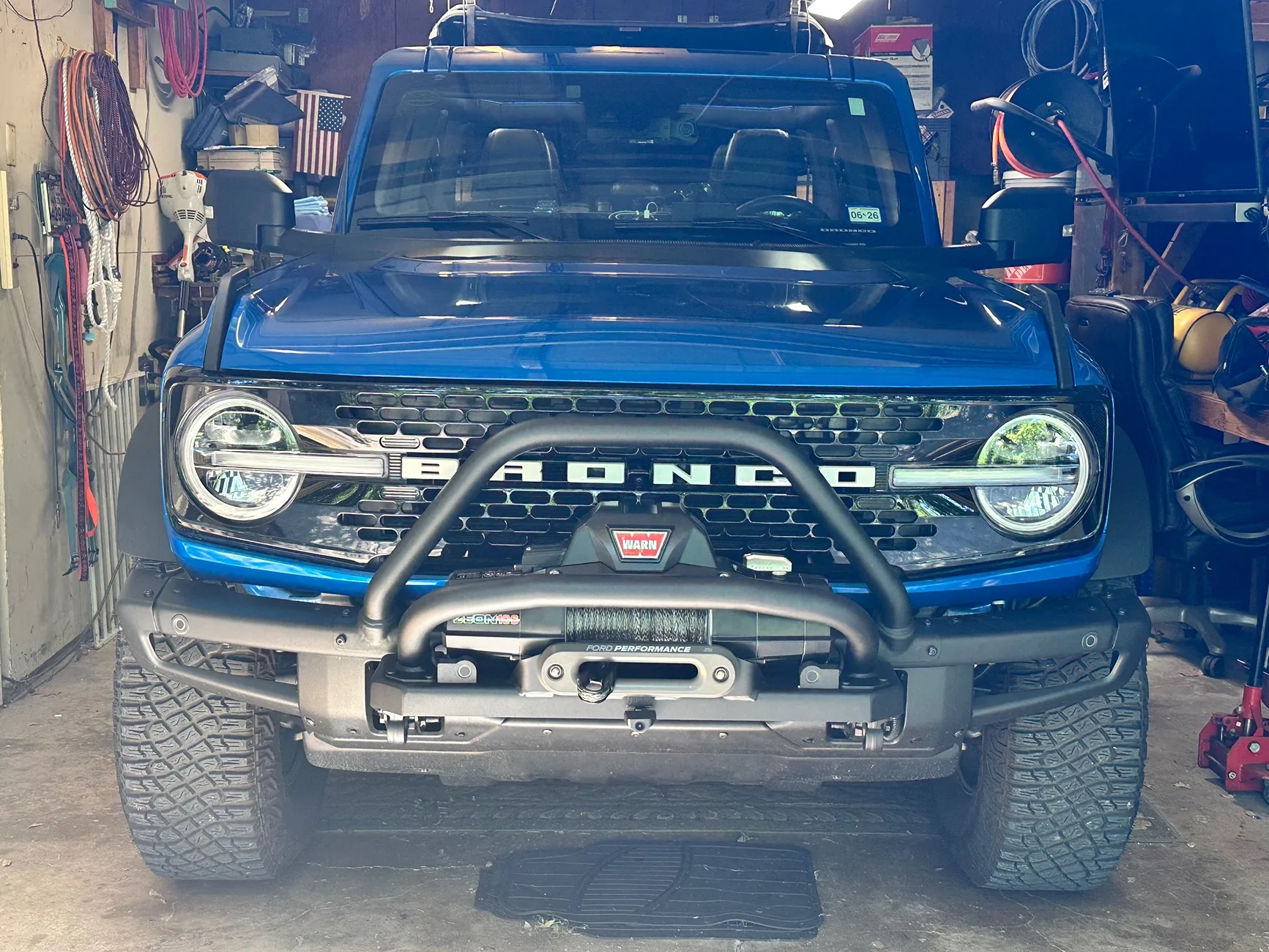 Ford Bronco Pics of your front bumper and winch set up IMG_3410