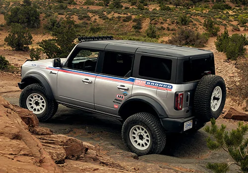 Ford Bronco New: Oxford White Method Wheel Kit from Ford Performance Parts M-1007K-M1785W_V6