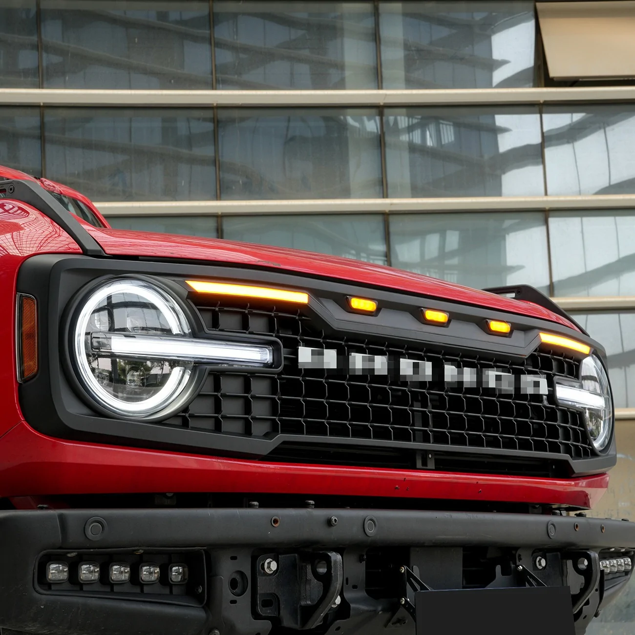 Ford Bronco Quantum Matrix Front Grille 08