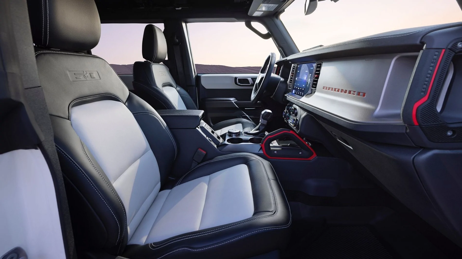 ord-bronco-60th-anniversary-package-interior-1-jpg.jpg