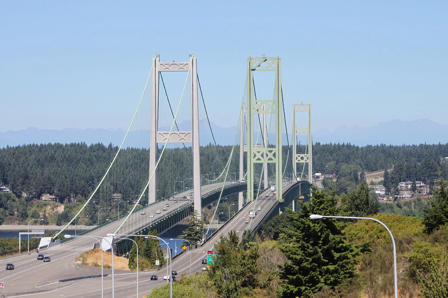 Tacoma_Narrows_Bridge_(117561801).jpeg