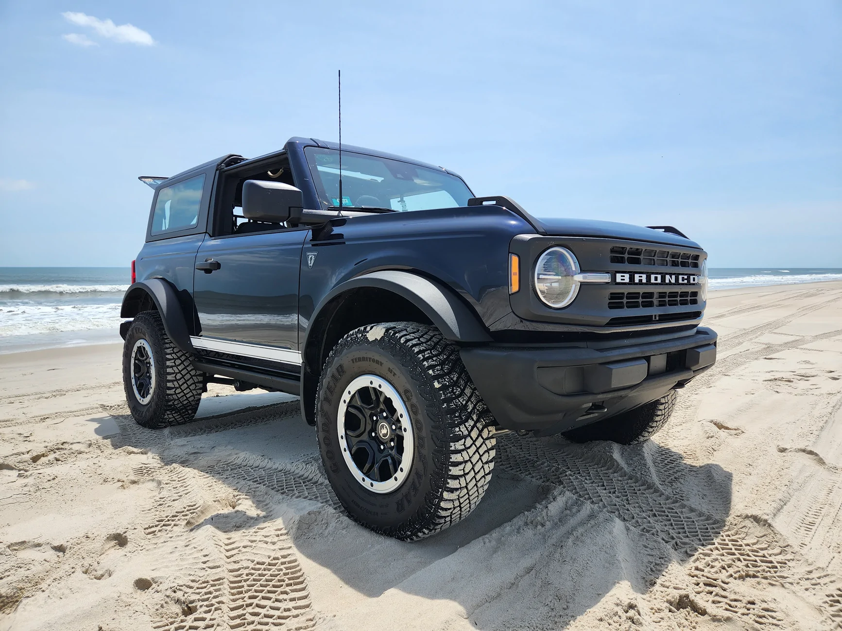 Ford Bronco Side stripe aesthetics question 20230508_124731