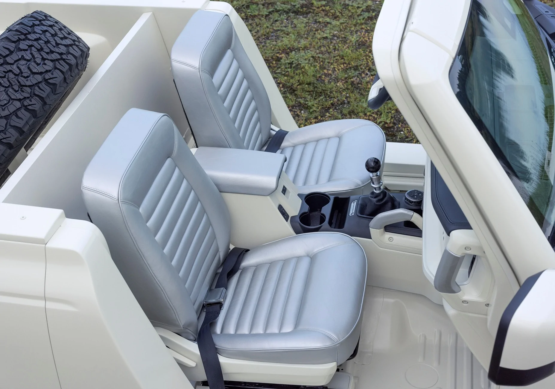 Ford Bronco Bronco Roadster Concept : Continuing the 60th Anniversary Observance Bronco-Roadster-Concept-02