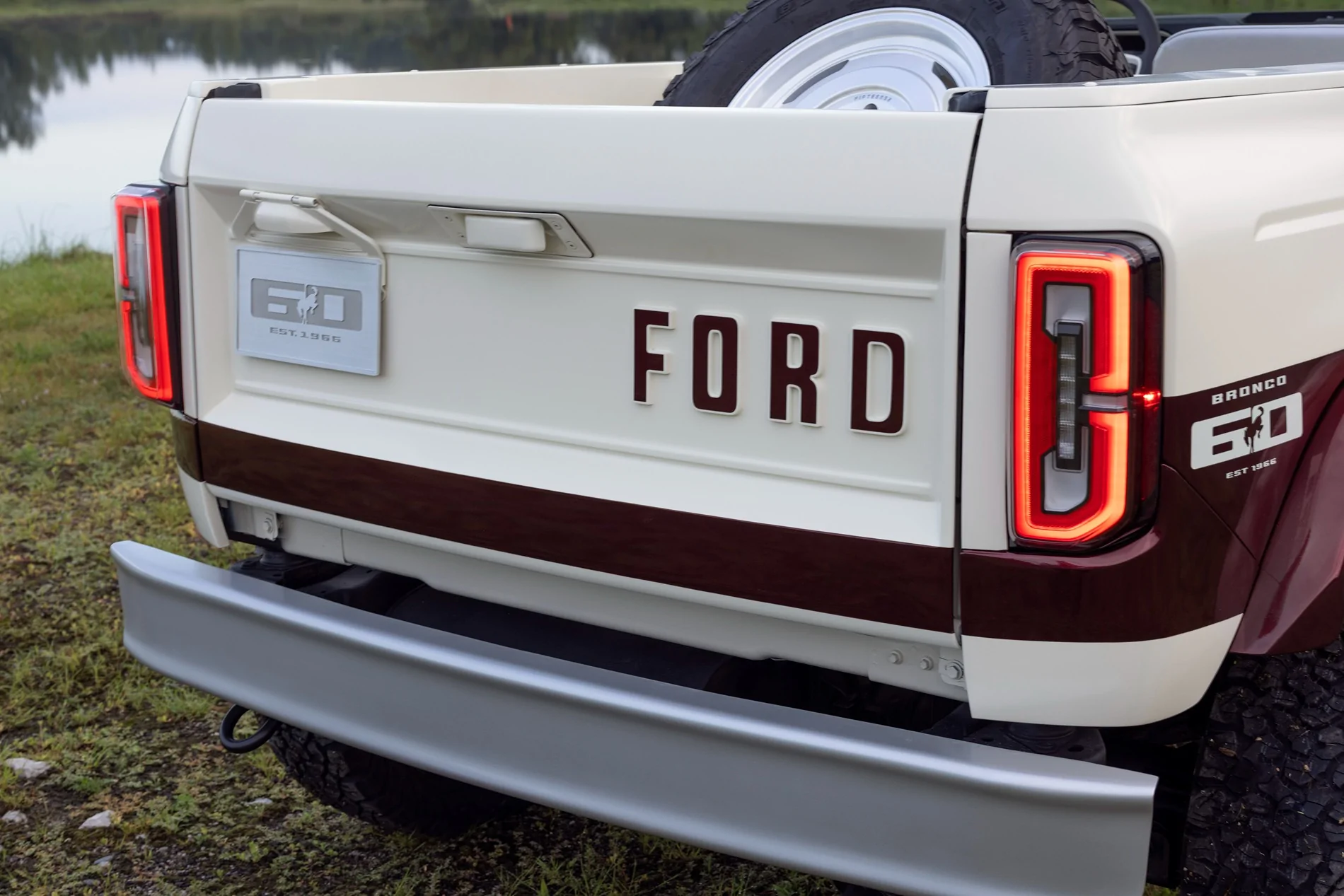 Ford Bronco Bronco Roadster Concept : Continuing the 60th Anniversary Observance Bronco-Roadster-Concept-13_5087