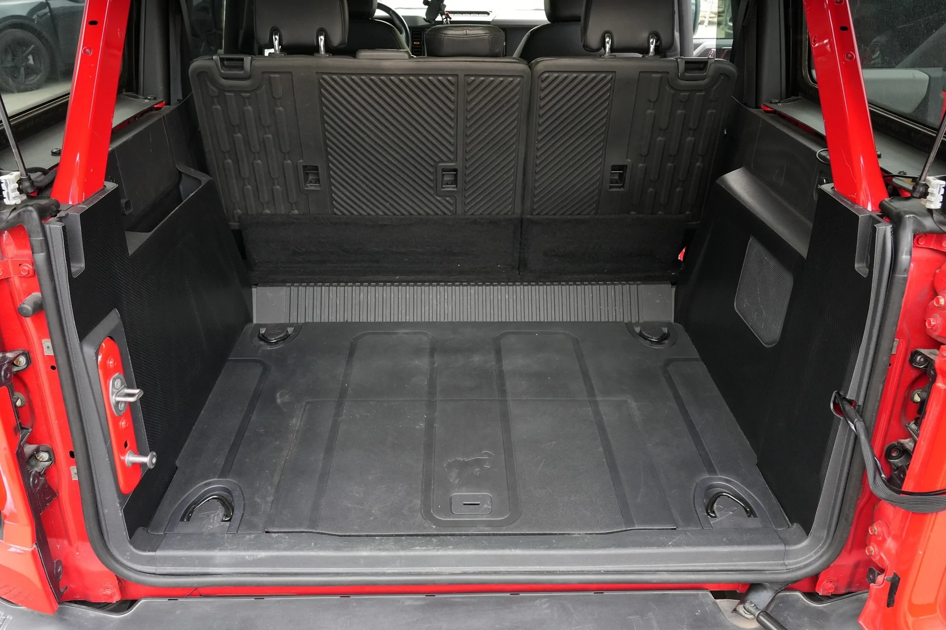 Ford Bronco Mabett | New Cargo Sidewall Protector Available Now! 523852902_740691825608942_7752715591280151180_n