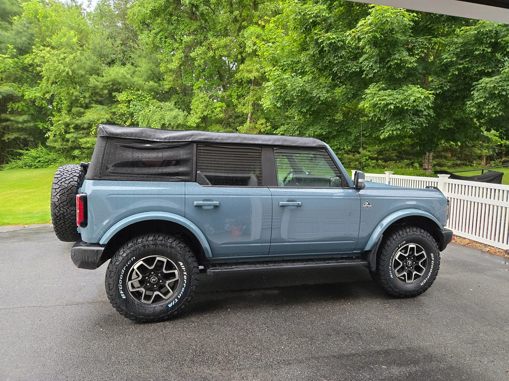 Ford Bronco AREA 51 Bronco Club 1000014529