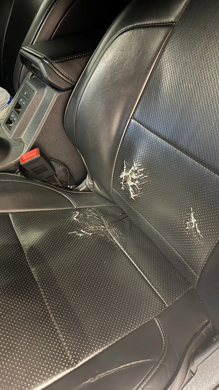 Ford Bronco Mabett seat covers tear IMG_5818
