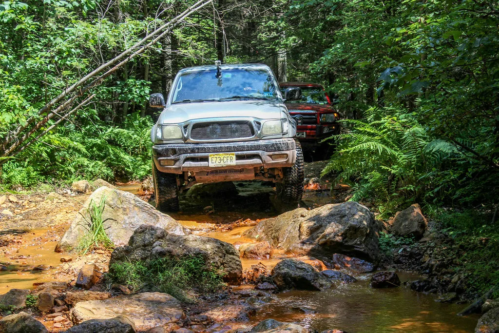 Ford Bronco IM A HORSE - Definitely not a build. 54732614114_4bc1741281_