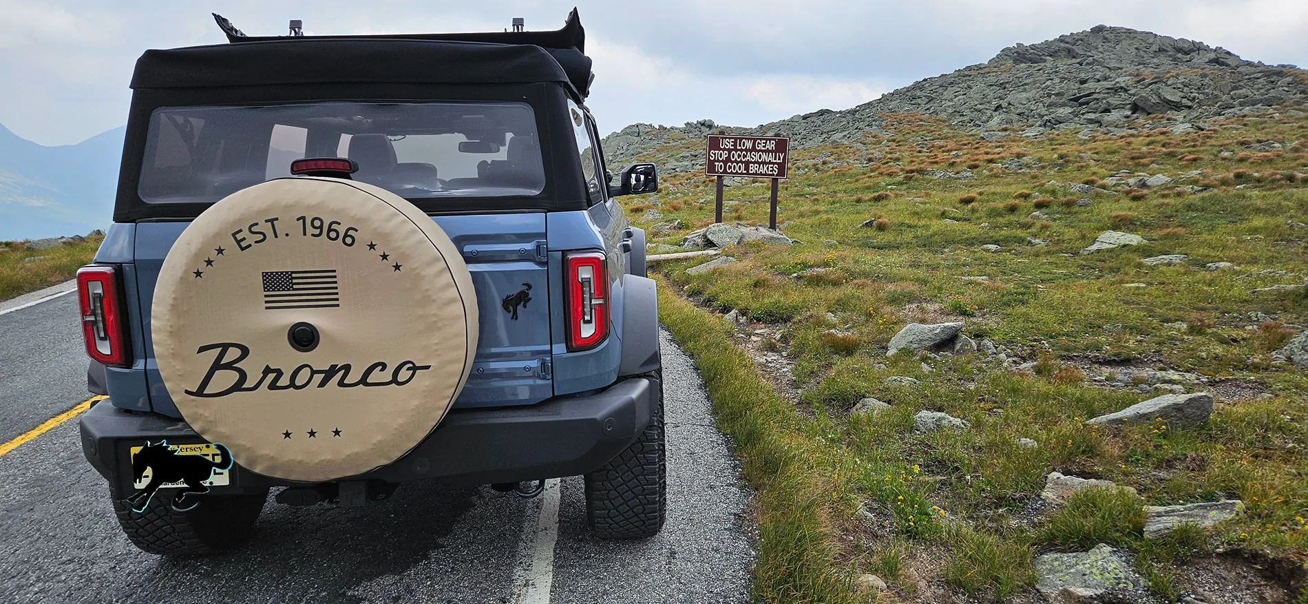 Ford Bronco Topless up Mt. Washington 1000016215