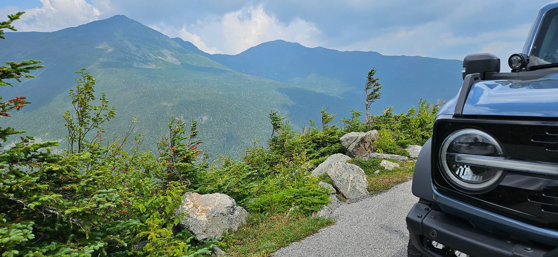 Ford Bronco Topless up Mt. Washington 1000016142