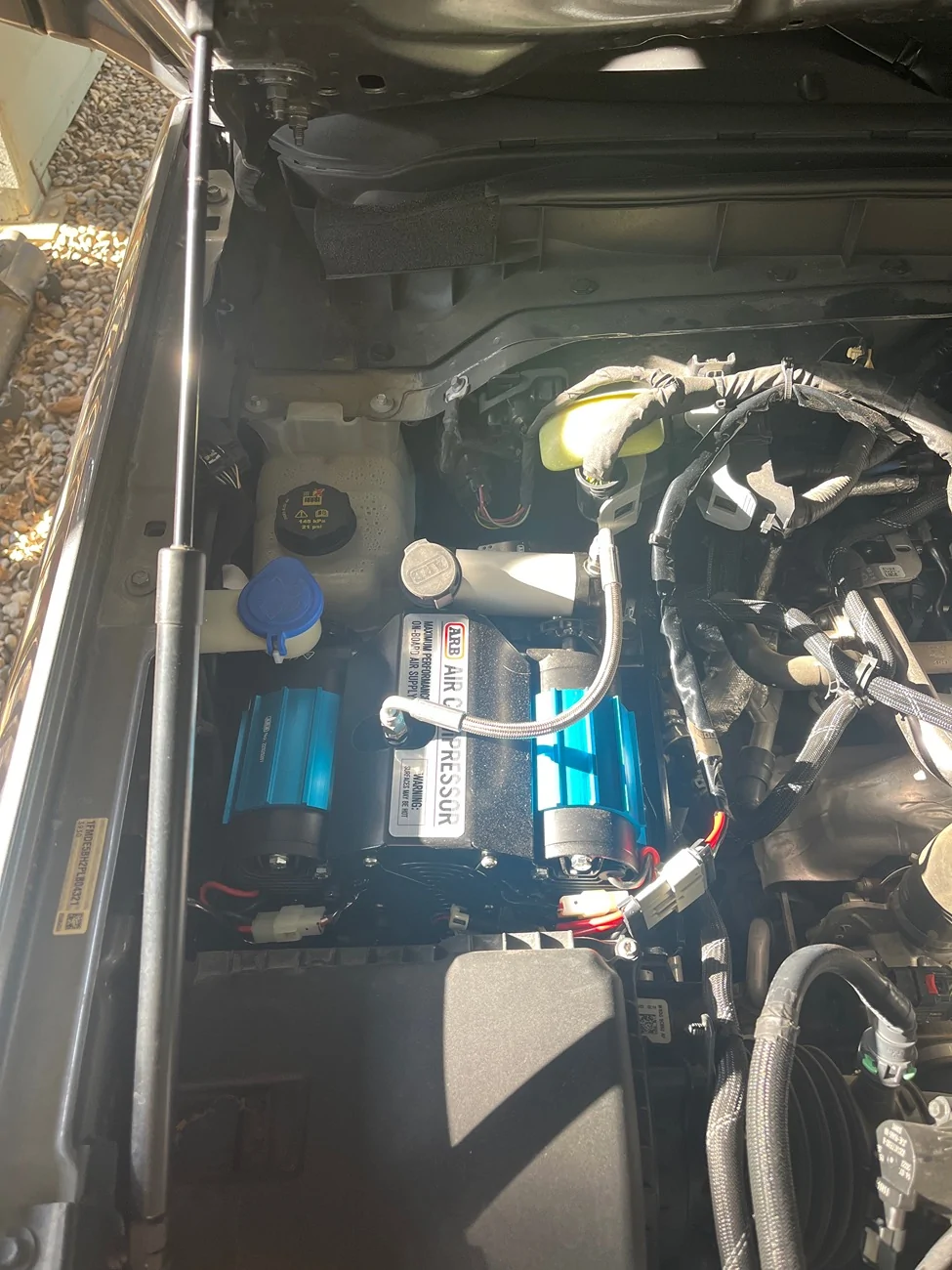 Ford Bronco ARB/Ford Performance Dual Compressor Under Hood Kit imag