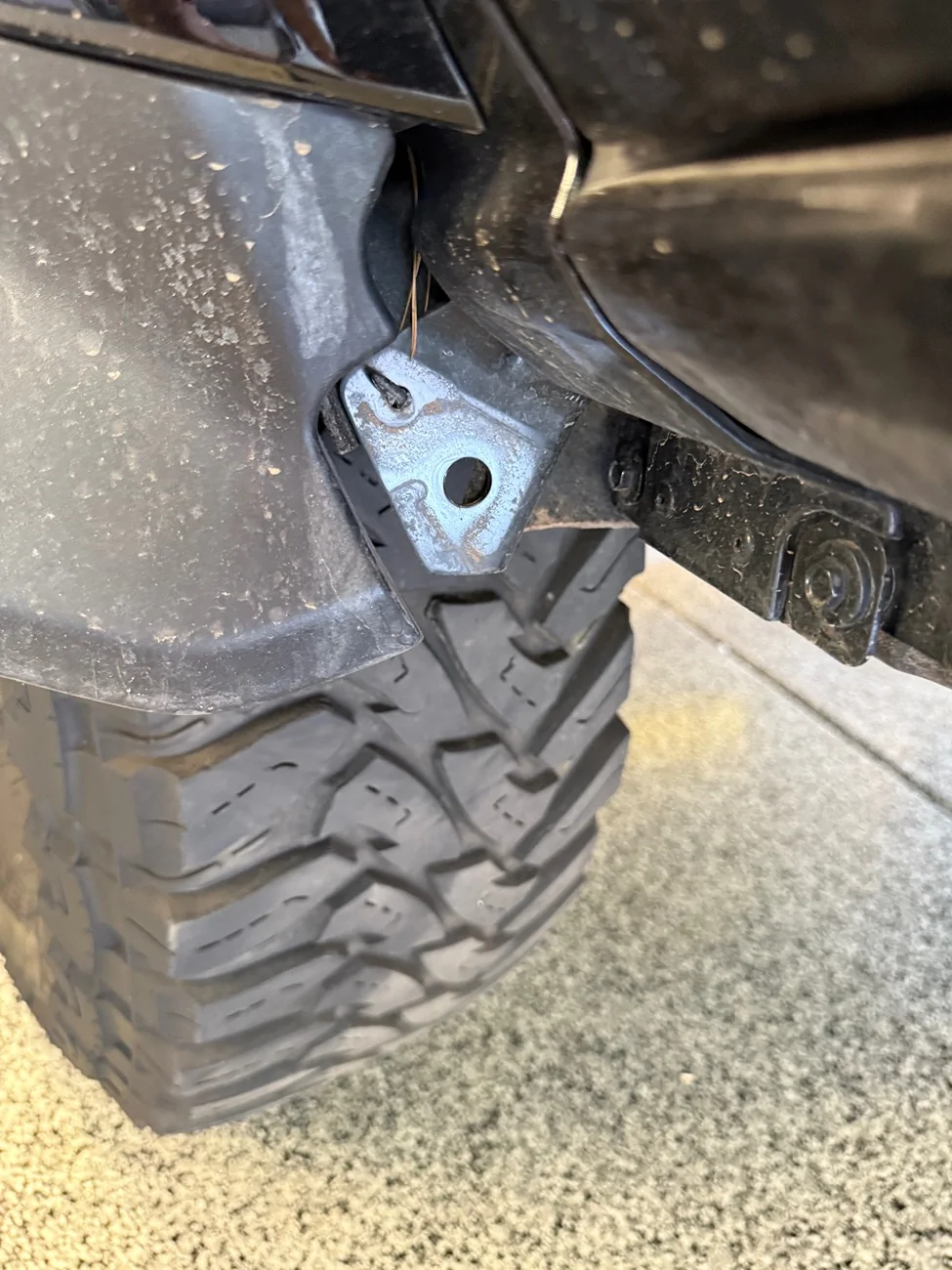 Ford Bronco RTR Rock Rails on Raptor - frustrated! IMG_6890