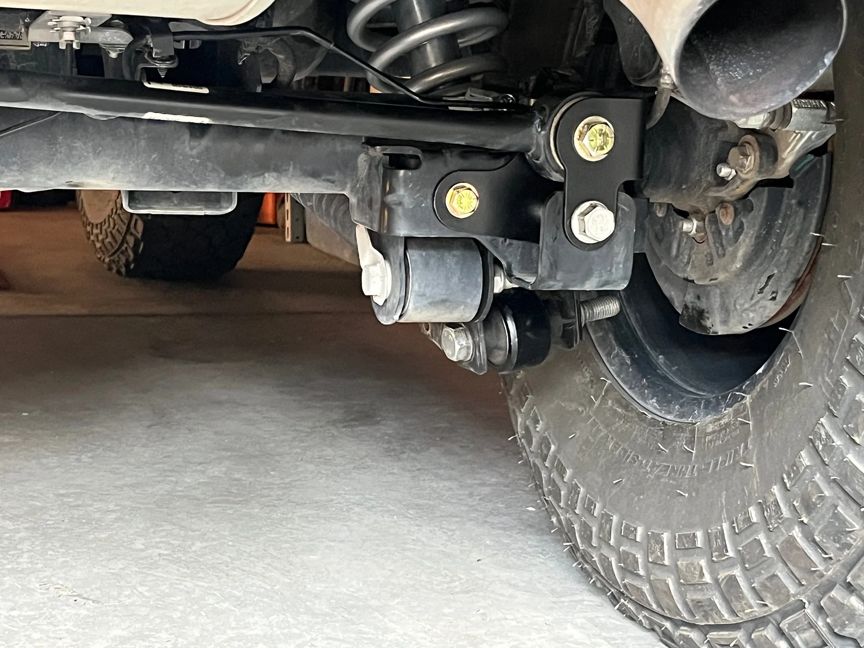 Ford Bronco Rear TracBar Relocation Bracket - Get One! IMG_4805