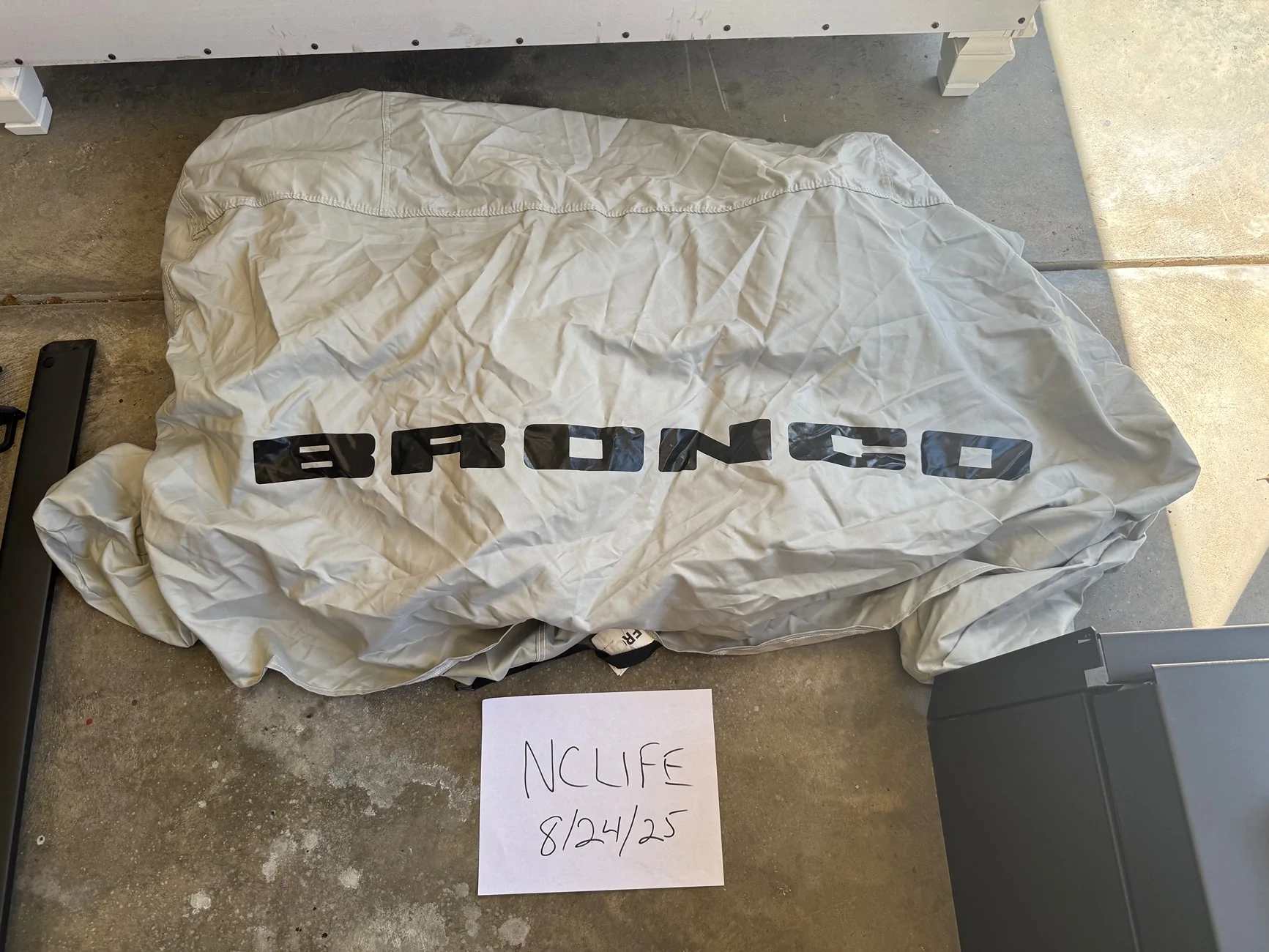 Ford Bronco OEM Bronco 2 Door Cockpit Cover - $175 IMG_0094