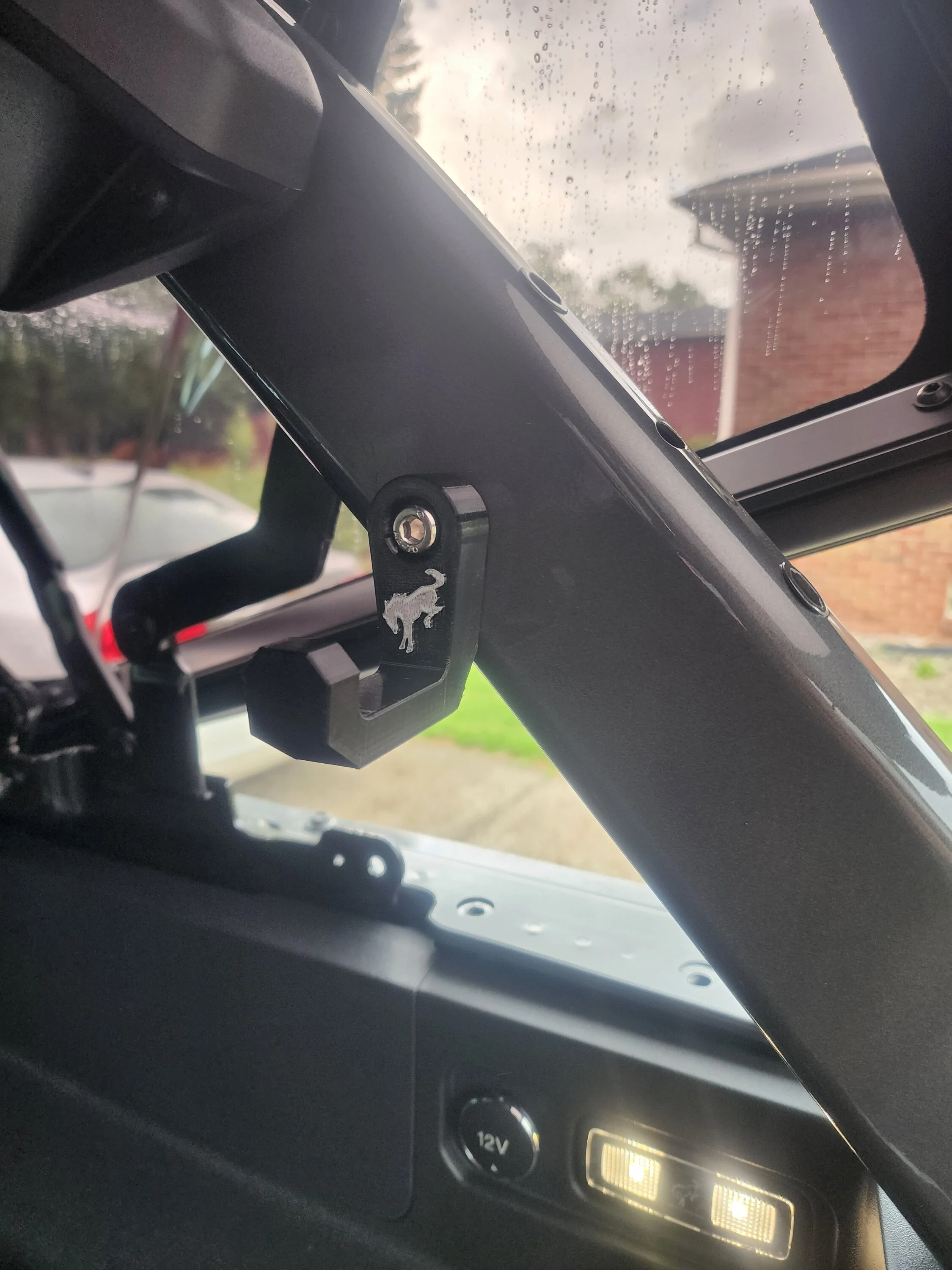 Ford Bronco Cargo area bag hooks 1000011341