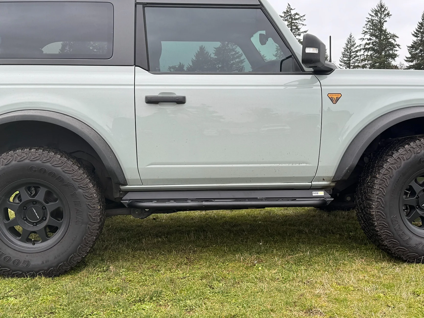 Ford Bronco Frame Mounted Rock Sliders by Metal-tech 4x4 - Made in house here in the USA IMG_7416