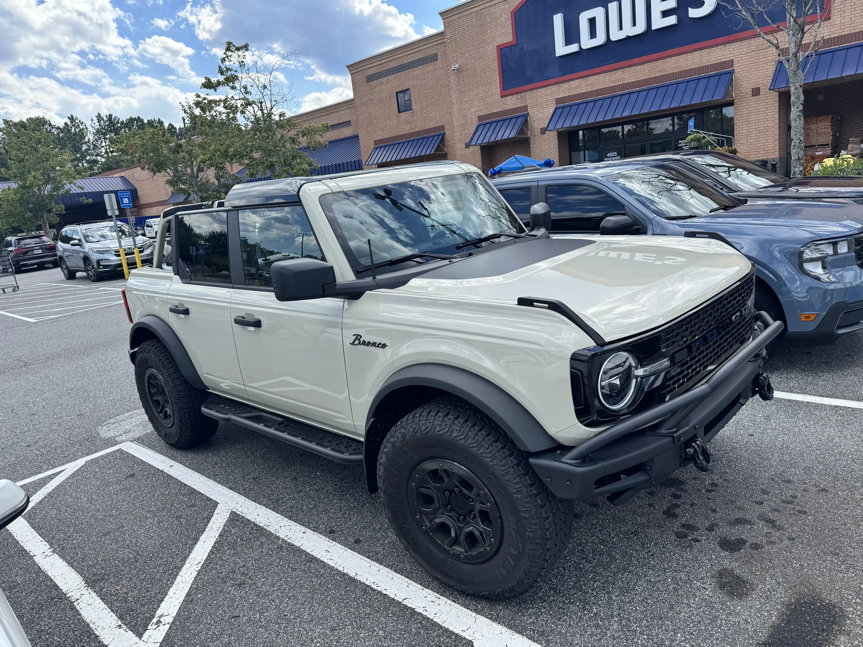 Ford Bronco DIY - 2 front panels only on a 4-Door - Rear Bracket = $40 IMG_2796