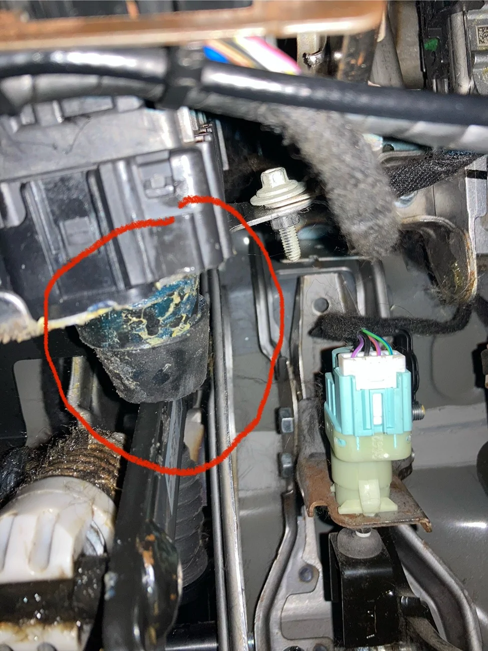 Ford Bronco Failed Clutch Return Stop Clutch sto