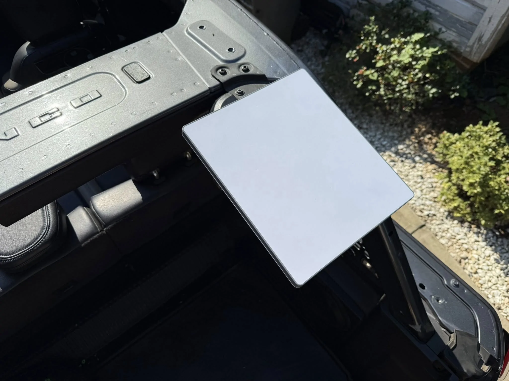 Ford Bronco Starlink Mini Mount - The Velcro Solution (strong!) V1uCEEX7VBselsY5T&_nc_zt=23&_nc_ht=scontent-atl3-3