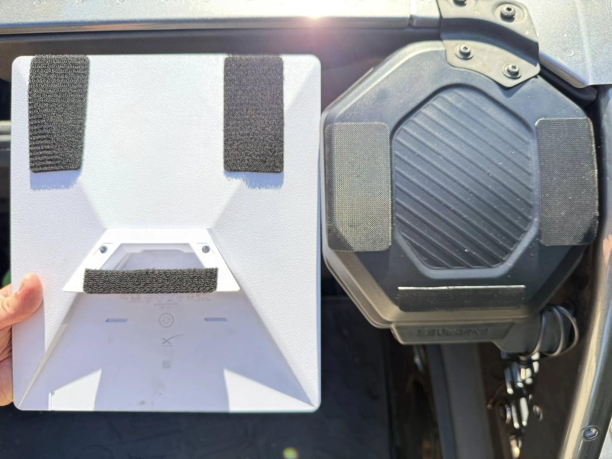 Ford Bronco Starlink Mini Mount - The Velcro Solution (strong!) b7alf6XttCdrElv0i&_nc_zt=23&_nc_ht=scontent-atl3-1