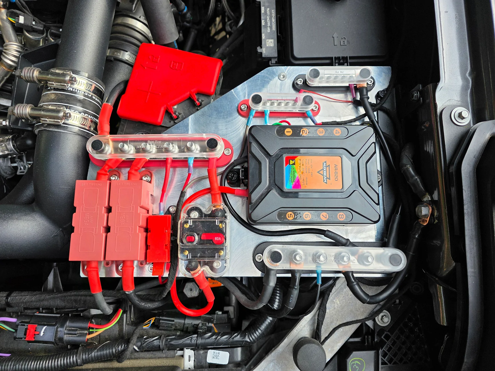 Ford Bronco Wiring question - Multiple accessories 1000009948