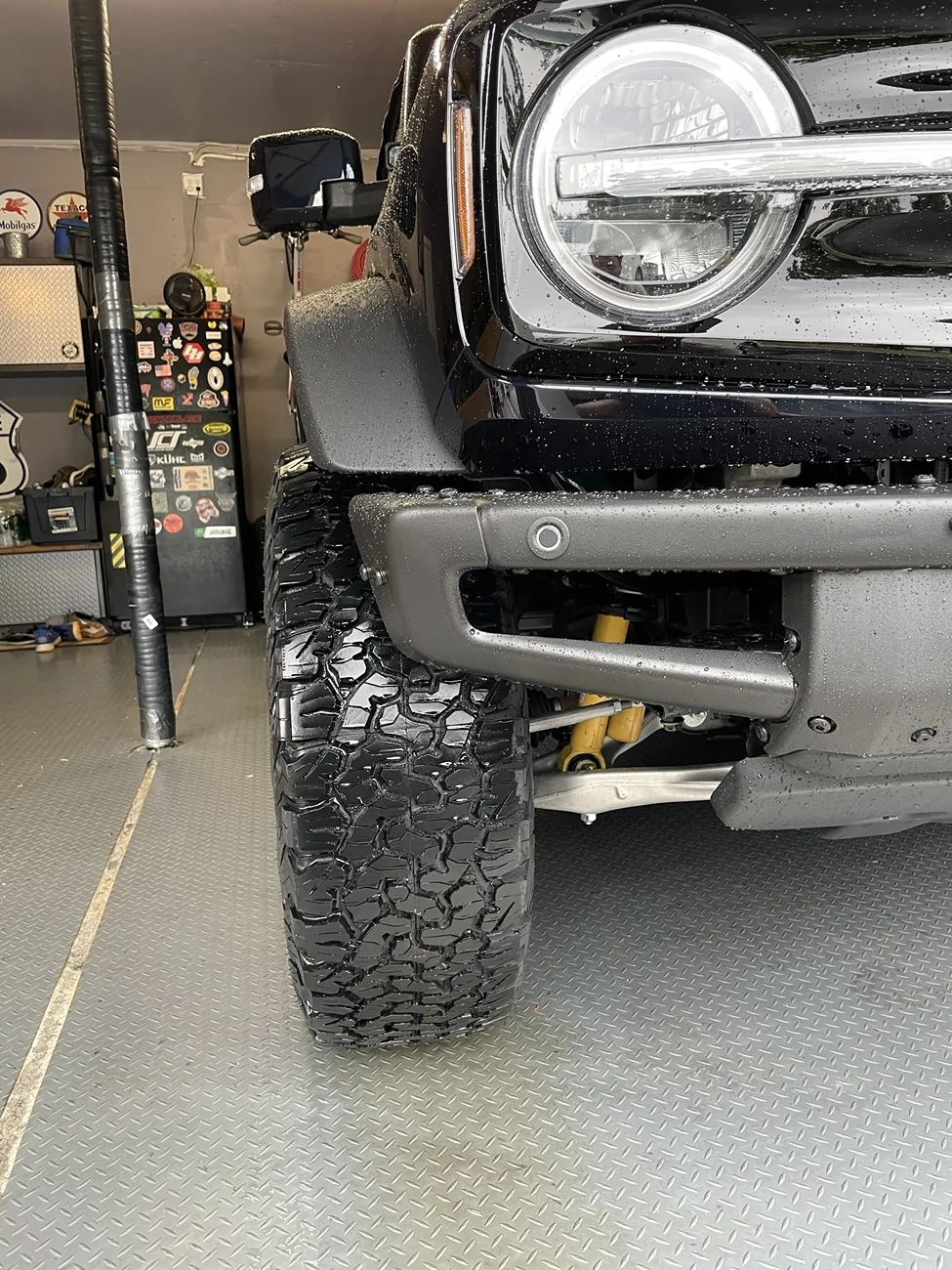 Ford Bronco Please help ID offset in this setup bronco_17x8.5ray10