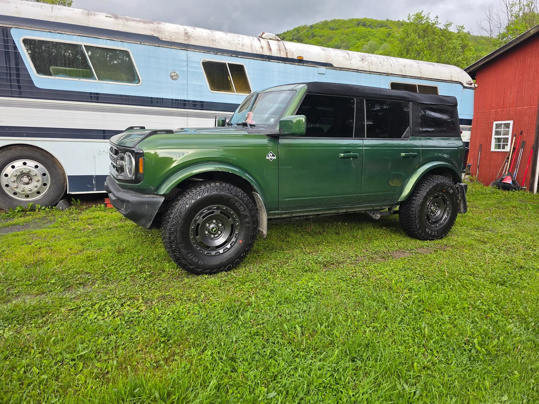 Ford Bronco Show us your installed wheel / tire upgrades here! (Pics) 20250517_181157