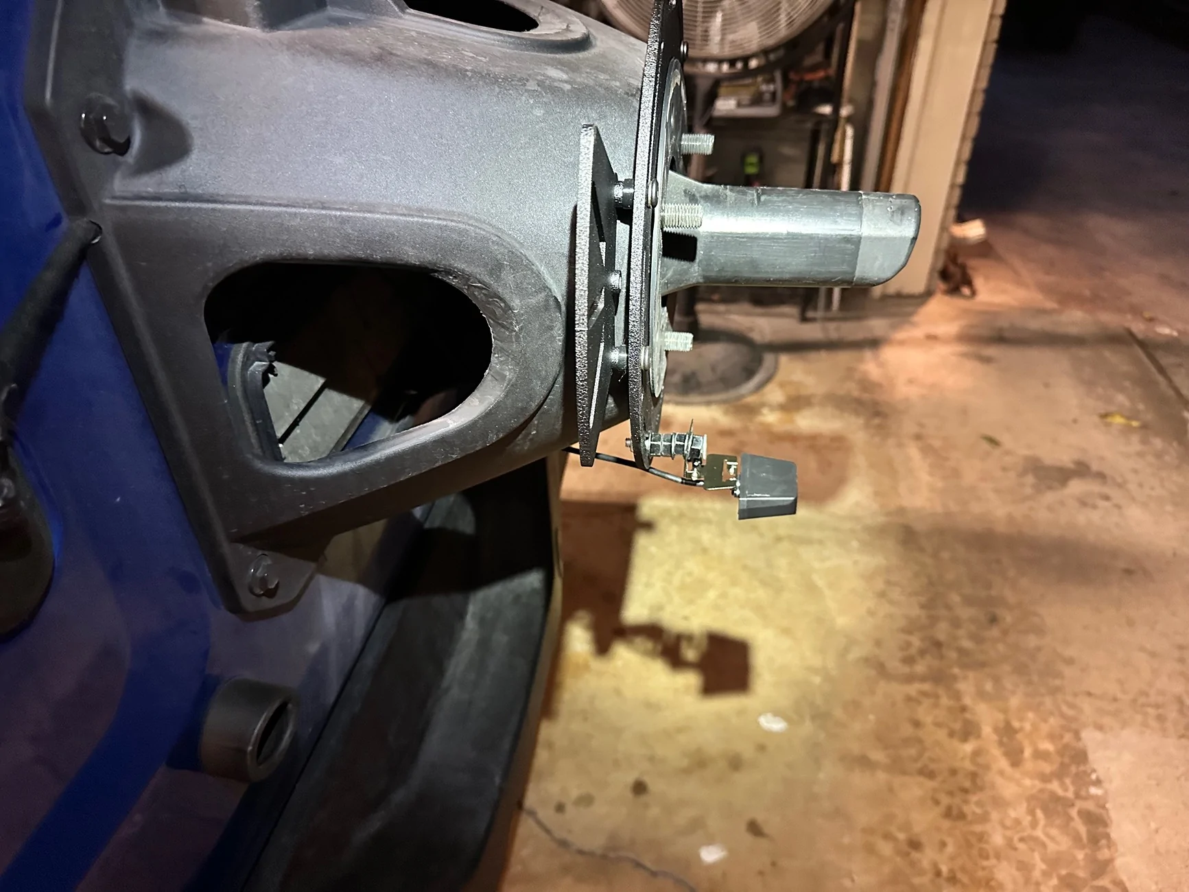 Ford Bronco WolfBox G900 Tripro mirror vibration resolved IMG_3568