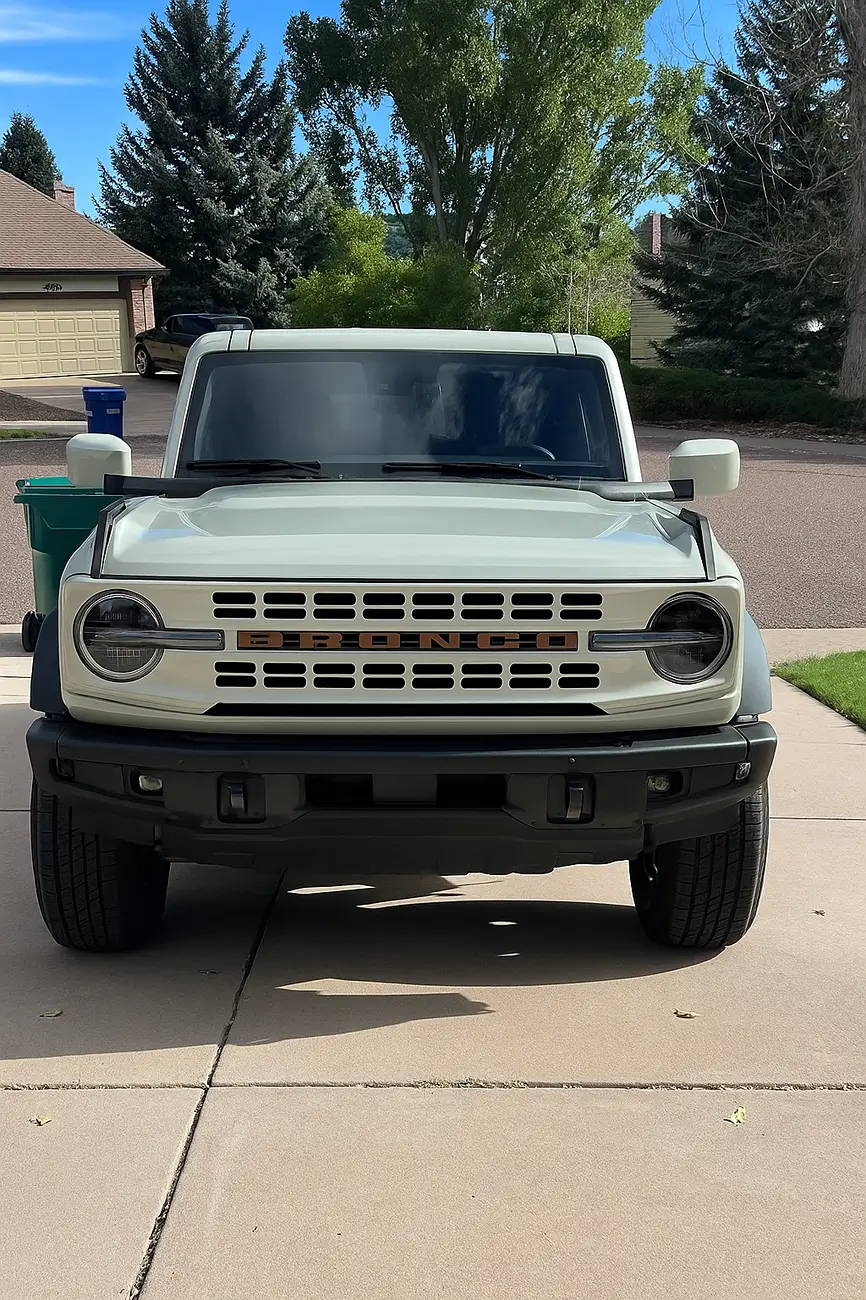 Ford Bronco Vintage grille in black 85E7B2CB-011C-417B-9B4F-4C15D58D4BA0