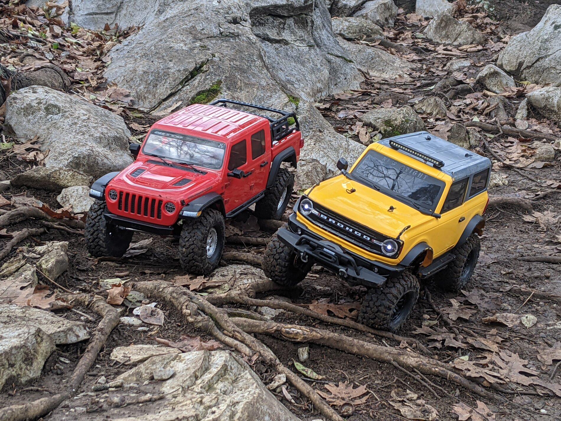Ford Bronco Bronco vs Gladiator shootout today PXL_20210103_150658194.MP