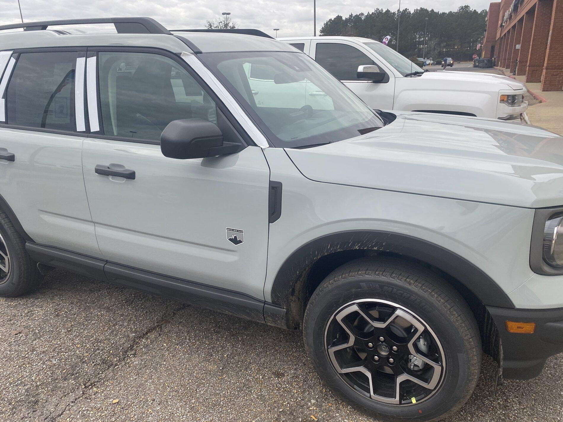 Ford Bronco Cactus Gray vs....Cactus Gray 3FB75086-D62E-4D14-8210-28C0F62CAD4A