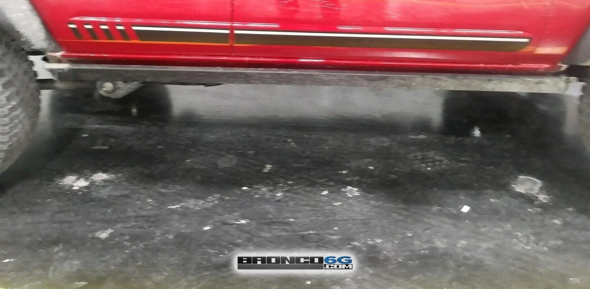 2021 Bronco Sound Deadening Headliner Rapid Red First Edition + MIC 4.webp