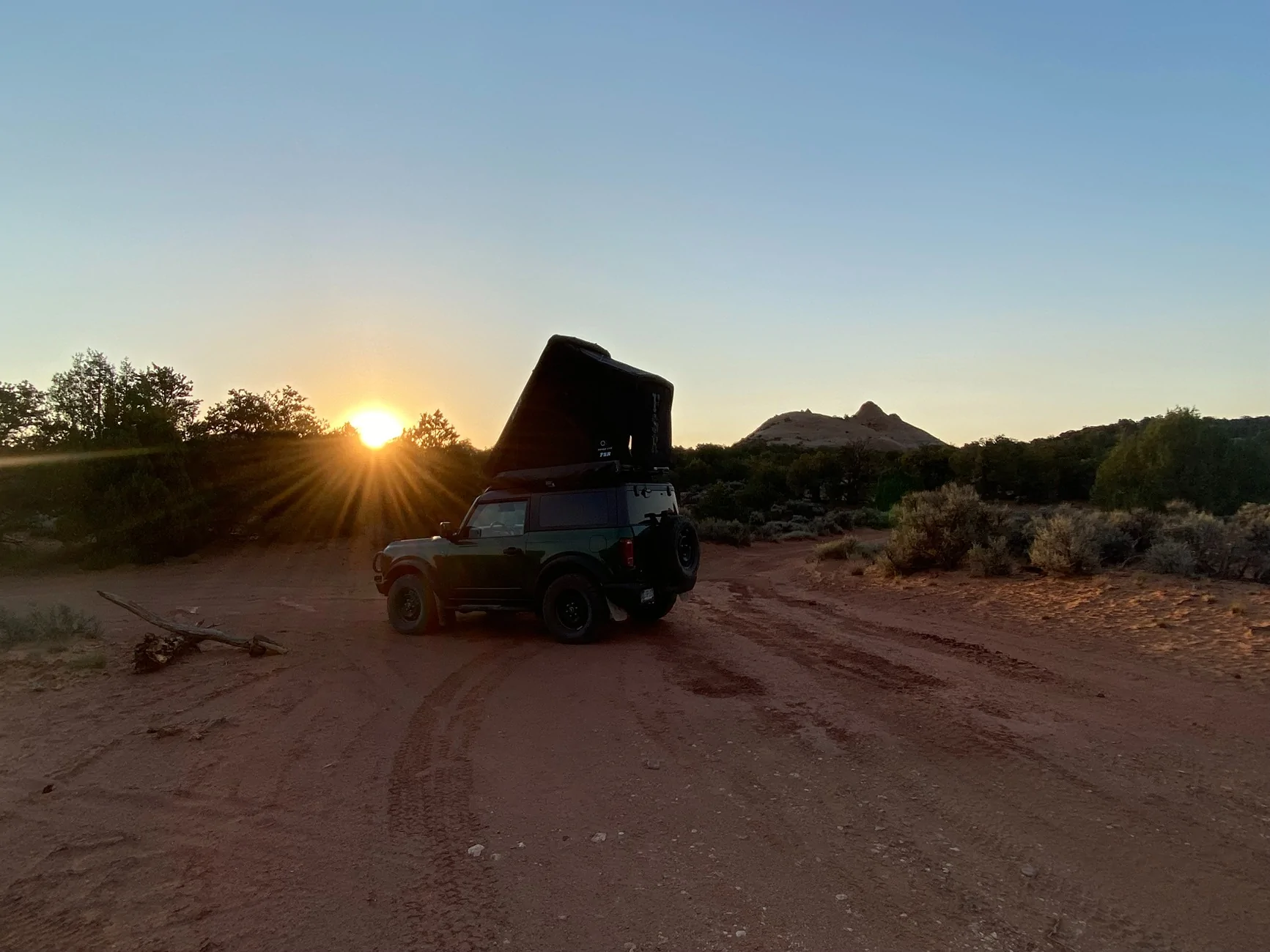 Ford Bronco What did you do TO / WITH your Bronco today? 👨🏻‍🔧🧰🚿🛠 Camp1