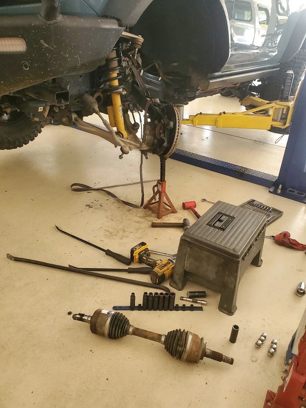 Ford Bronco What did you do TO / WITH your Bronco today? 👨🏻‍🔧🧰🚿🛠 20250915_142339