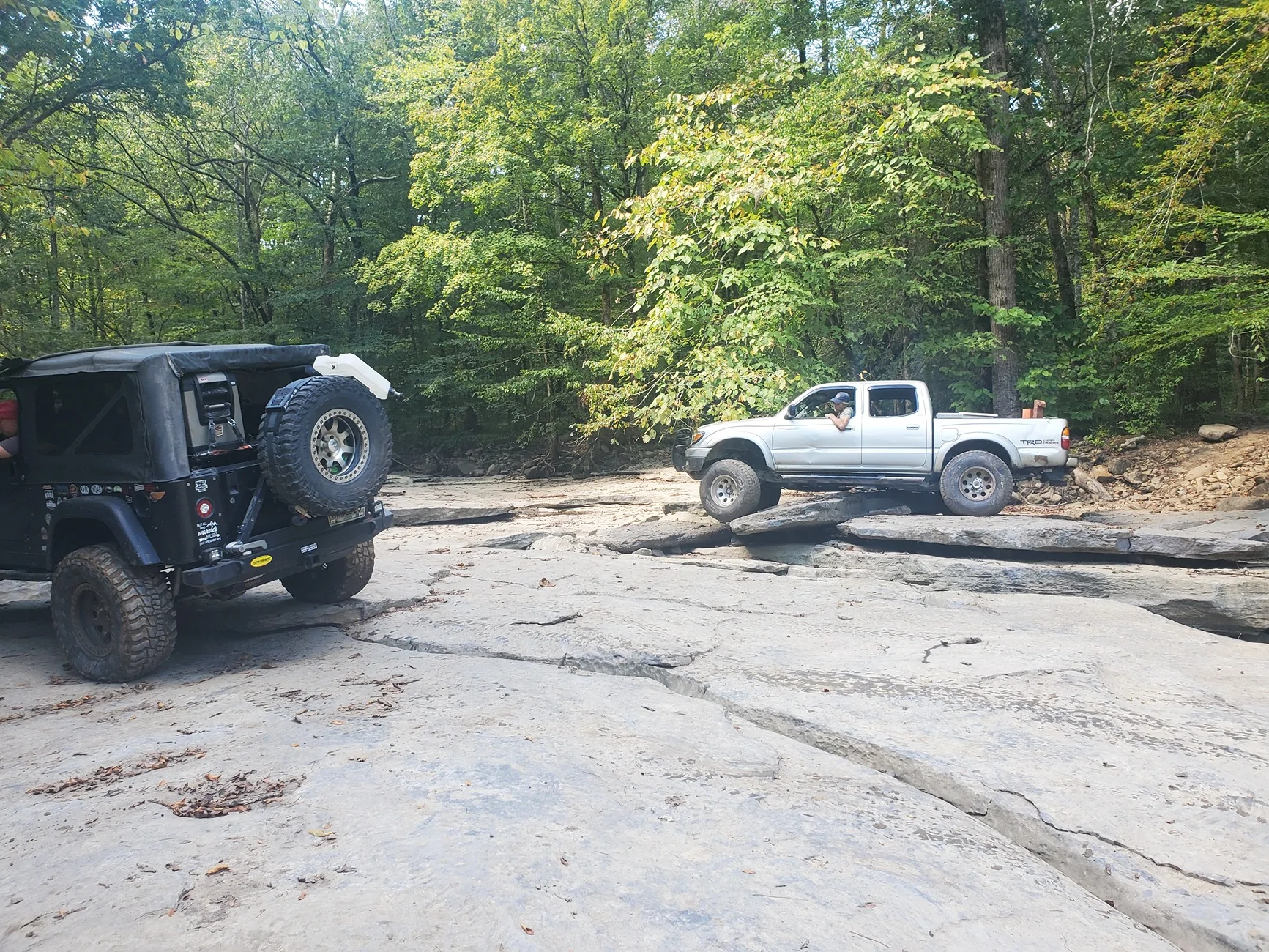 Ford Bronco Foster Falls, Coalmont OHV TN trip report, my 3z Baja Mickey Thompson MTs and broken axle woes. 20250913_111855