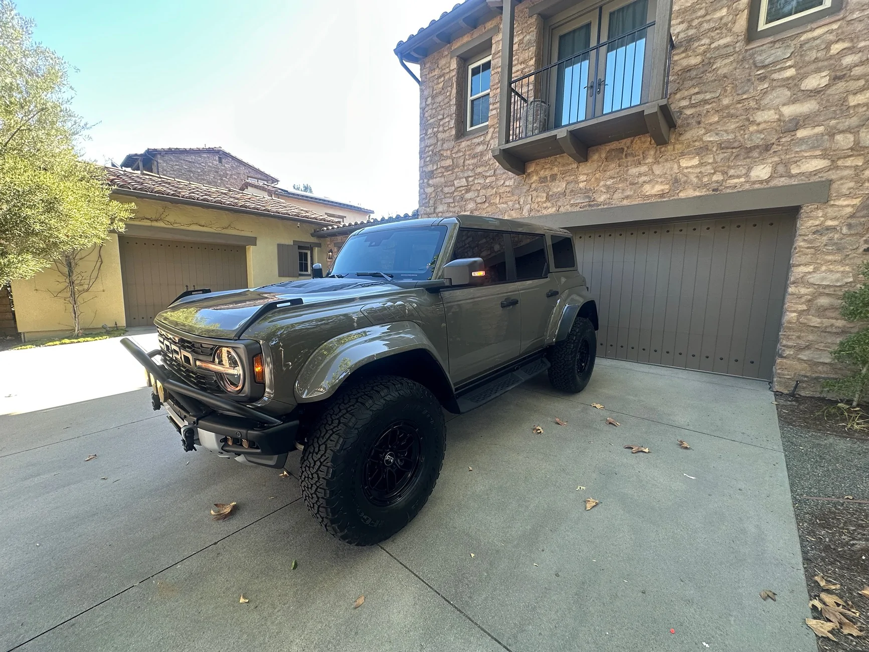 Ford Bronco MARSH GRAY Bronco Club IMG_1987