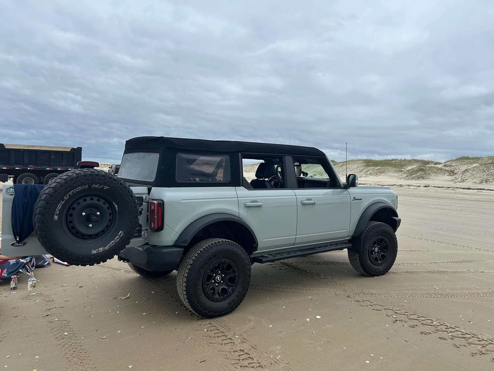 Ford Bronco Took Pepe to the OBX IMG_0936