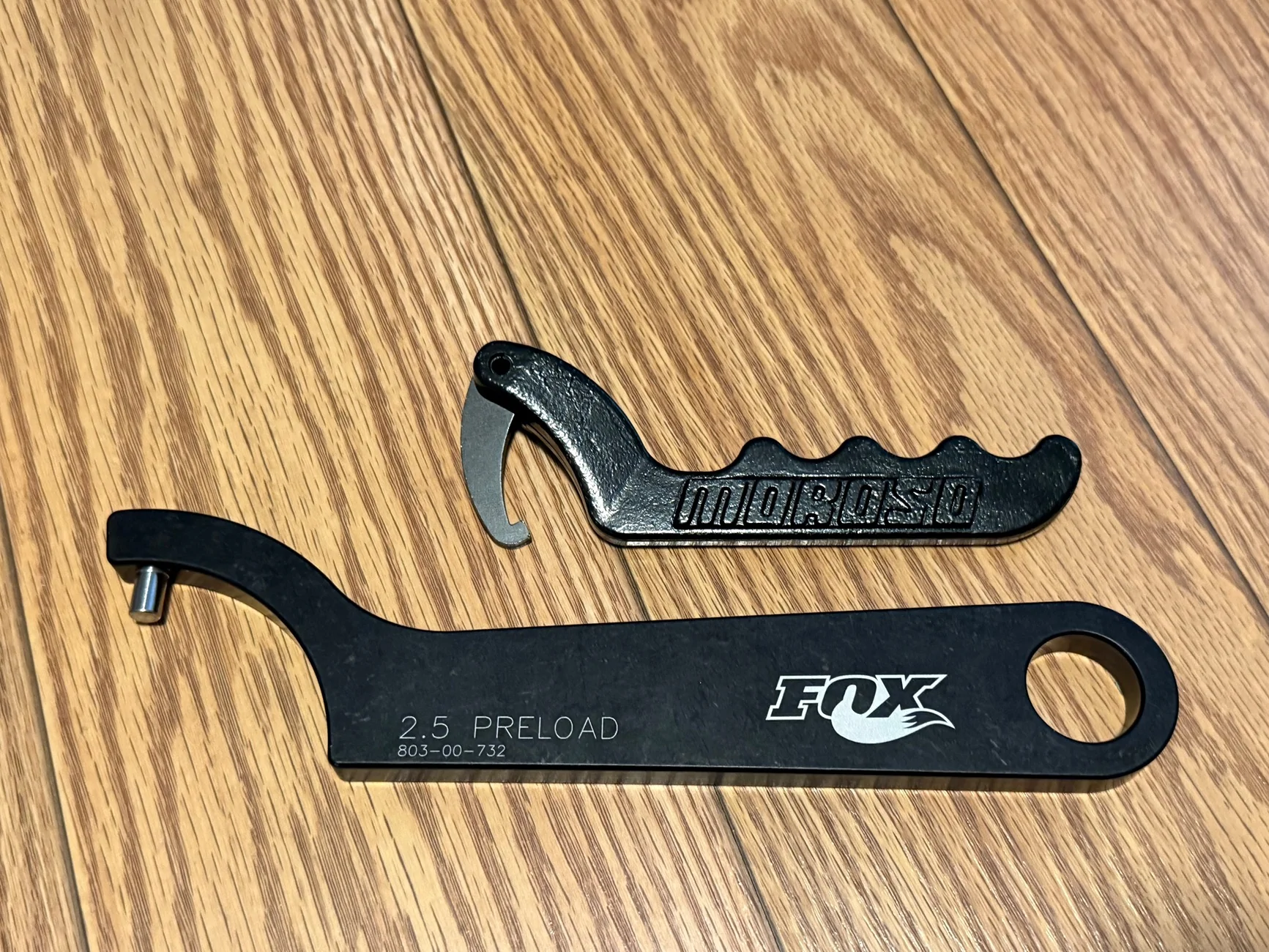 Ford Bronco Fox 2.5 elite coilovers Spanner wrench question IMG_8437