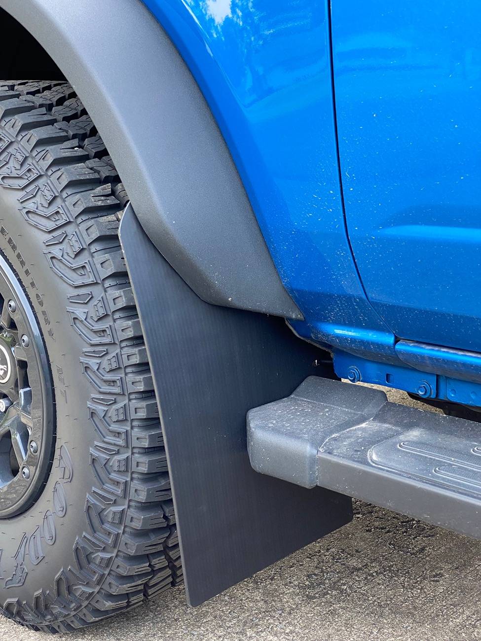 Ford Bronco Rocker panel chips EVERYWHERE…please advise! IMG_1372