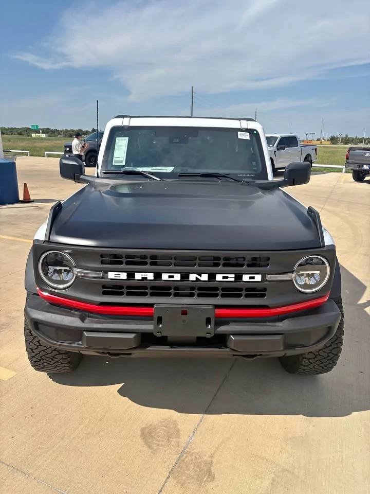 Ford Bronco Anyone seen the baja appearance package broncos 1758370258255-rl