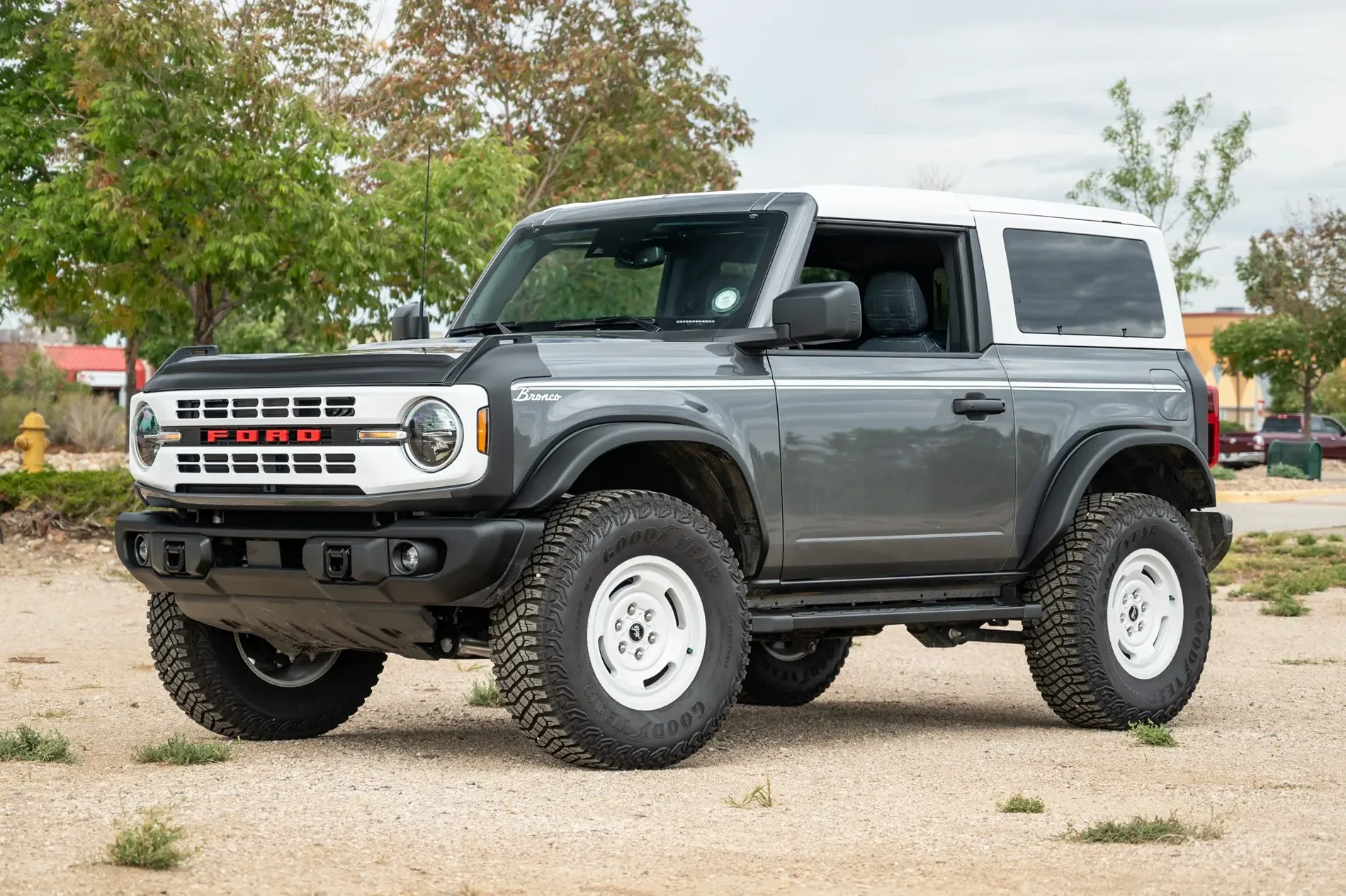 Ford Bronco White Wheels???? 2024_ford_bronco-2-door_2024_ford_bronco-2-door_79949525-15a2-45bb-b42e-ce6b1720e073-GAuXpy-5