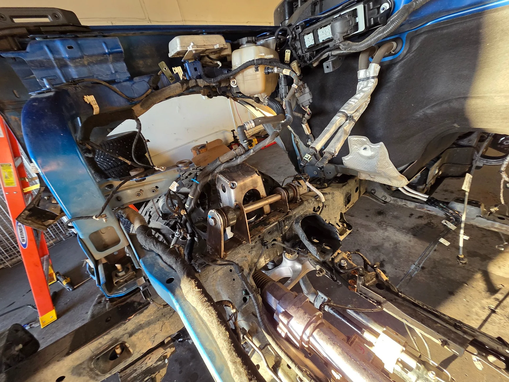 Ford Bronco (Update 11/8/25...Its ALIVE!!!) 760hp 5.2 supercharged (GT500) Predator engine swap Bronco info thread 20250922_182645