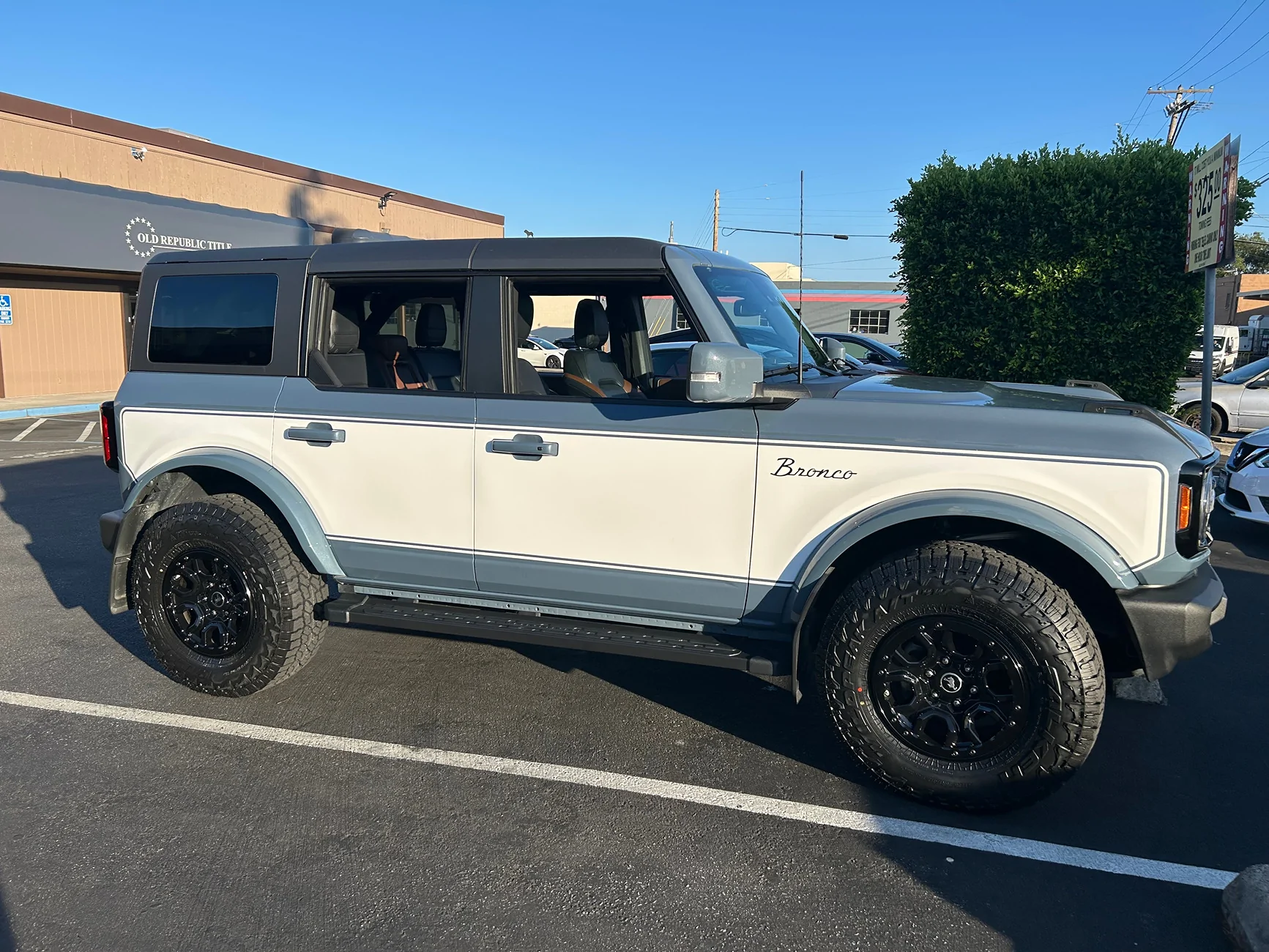 Ford Bronco Show us your installed wheel / tire upgrades here! (Pics) Bronco 9.21.25, windows down