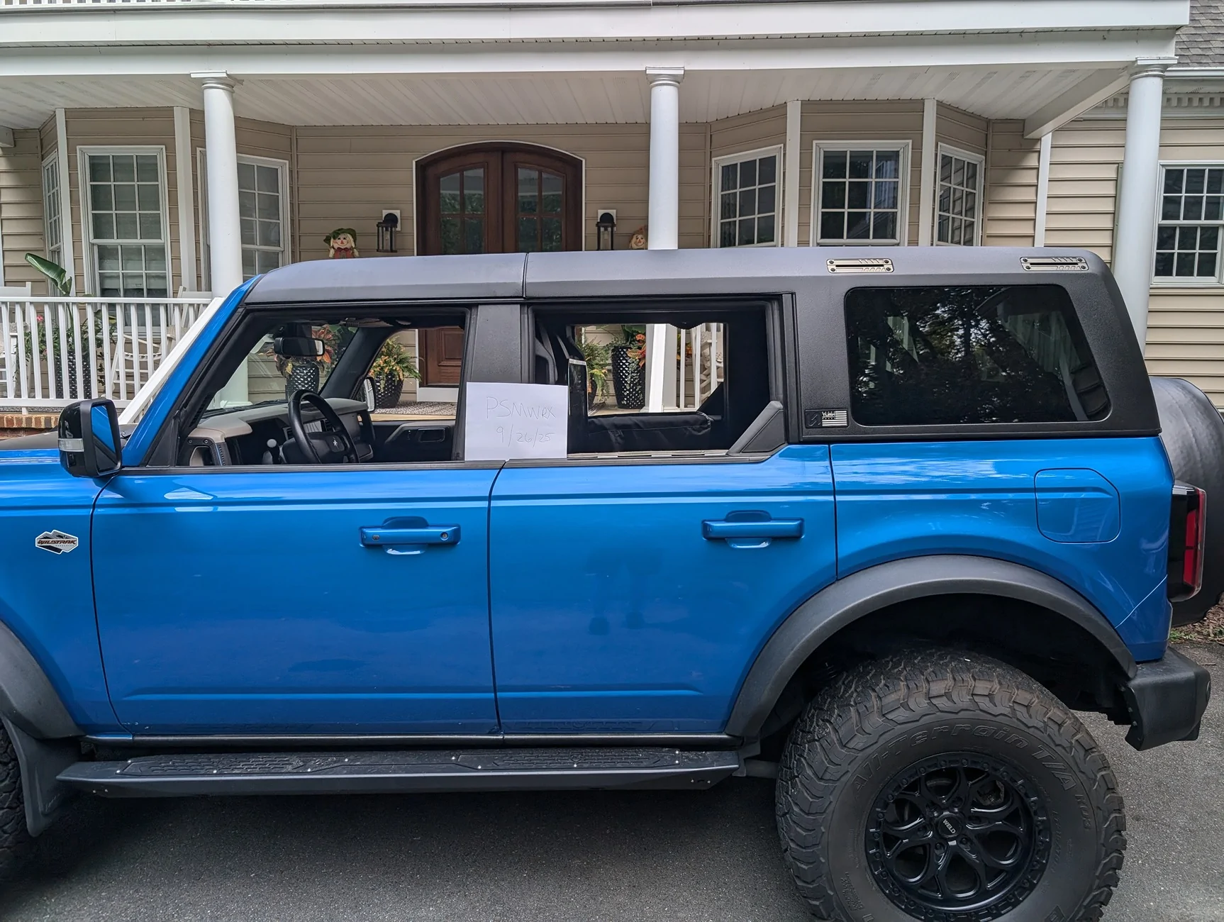 Ford Bronco SOLD 1000002849