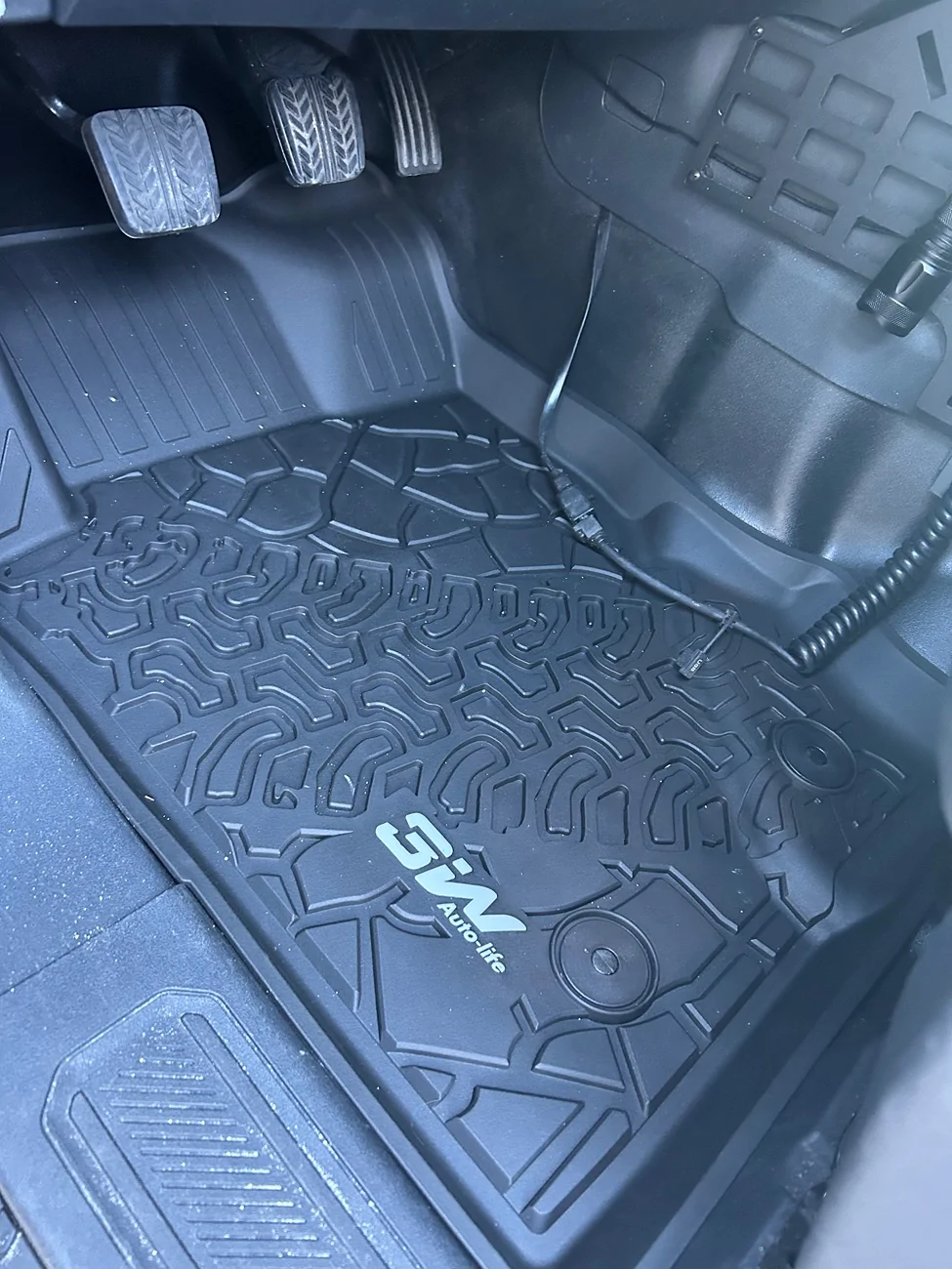 Ford Bronco 3W Liners Floor Mats & Cargo Liner Review IMG_1162