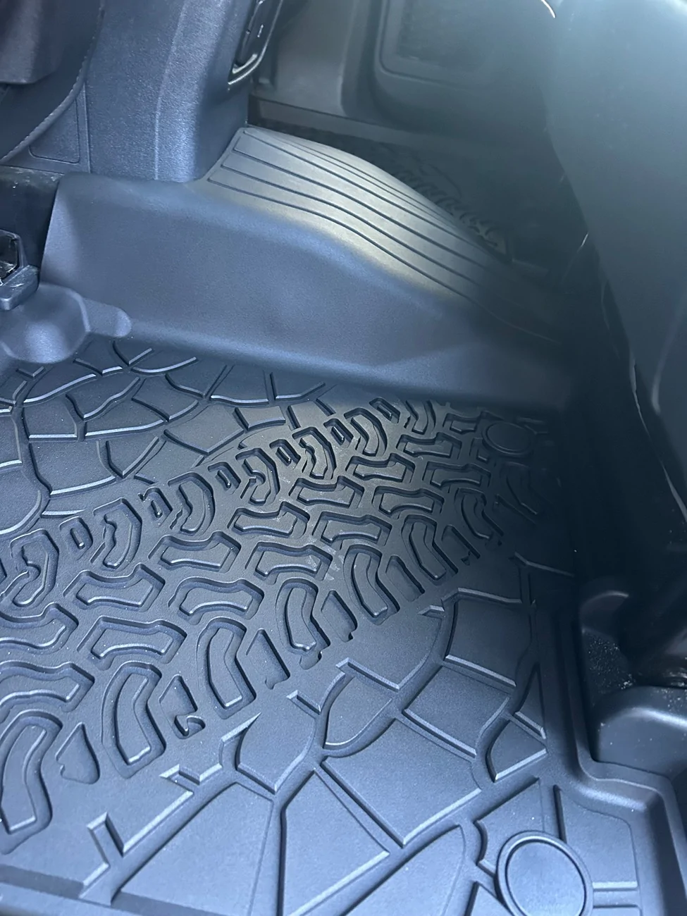 Ford Bronco 3W Liners Floor Mats & Cargo Liner Review IMG_1163
