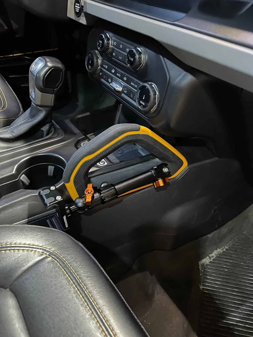 Ford Bronco Phone Mount for Passenger? IMG_3355
