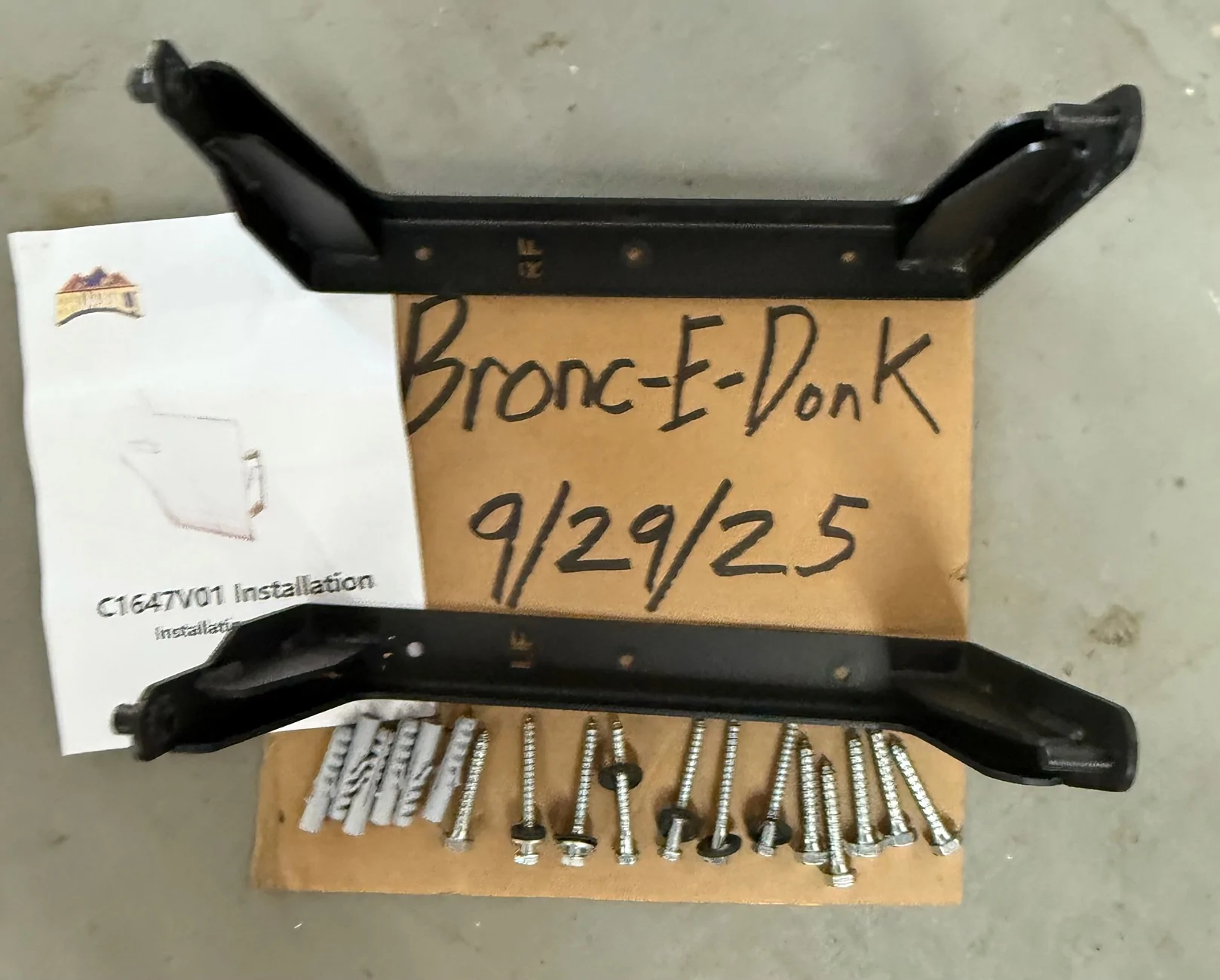 Ford Bronco Broaddict 2x Wall Mount Door Hanger Brackets $30ea) IMG_1142