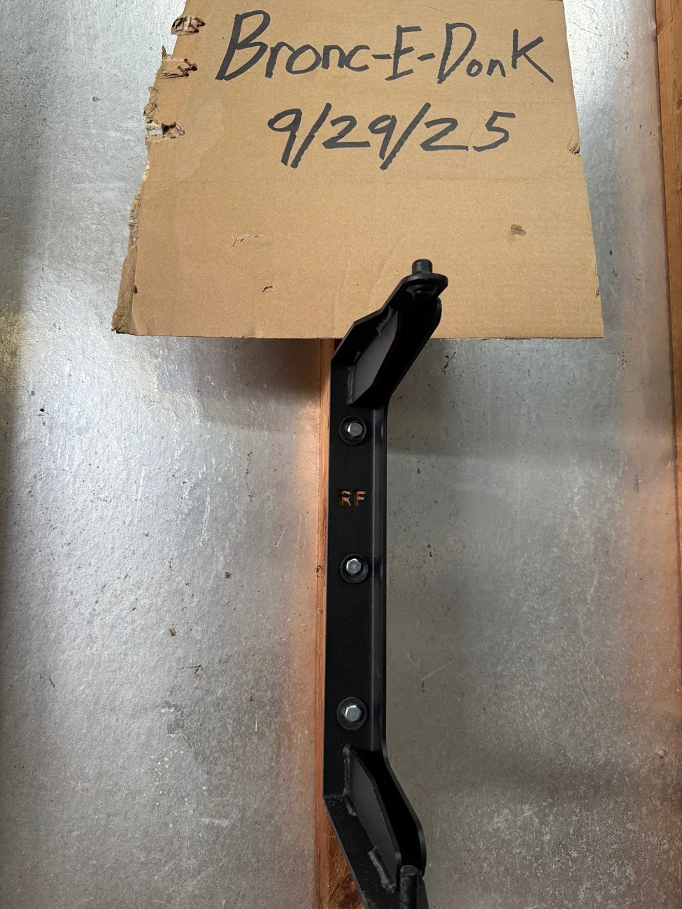 Ford Bronco Broaddict 2x Wall Mount Door Hanger Brackets $30ea) IMG_1105
