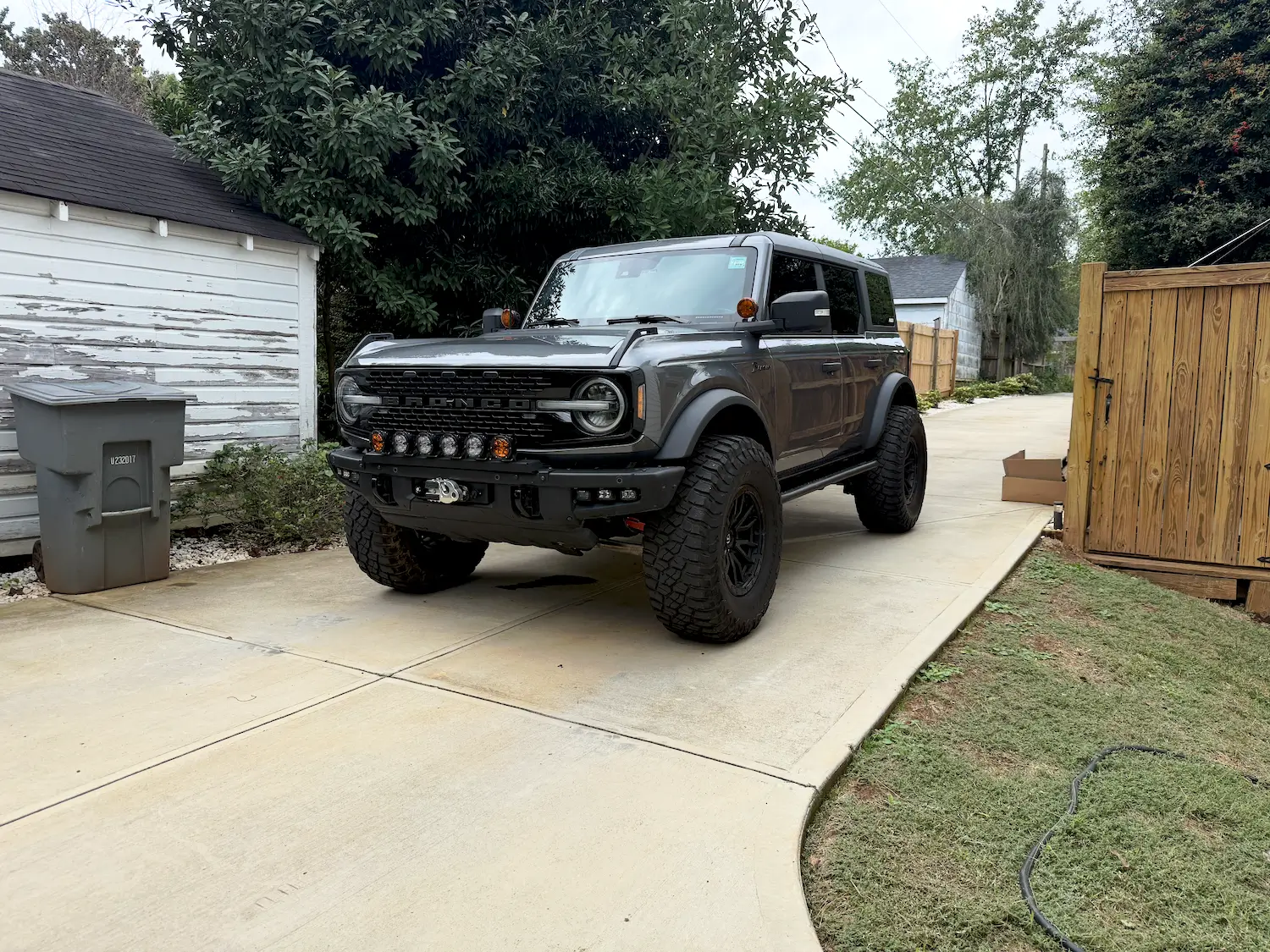 Ford Bronco NEW Hammer Built High Clearance Hidden Winch b2